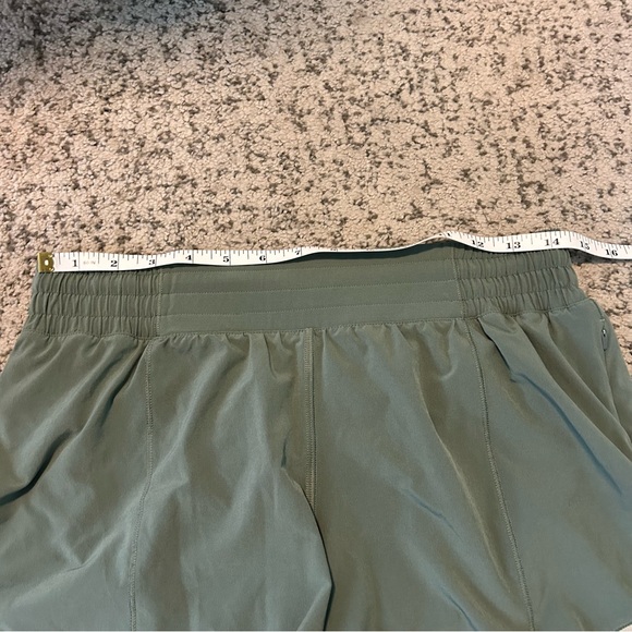 Lululemon Rosemary Green LII Hotty Hot 4” Lined Athletic Shorts Size 8 - Picture 5 of 7